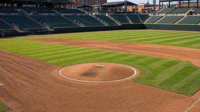 Camden Yards mound and infield during a day game